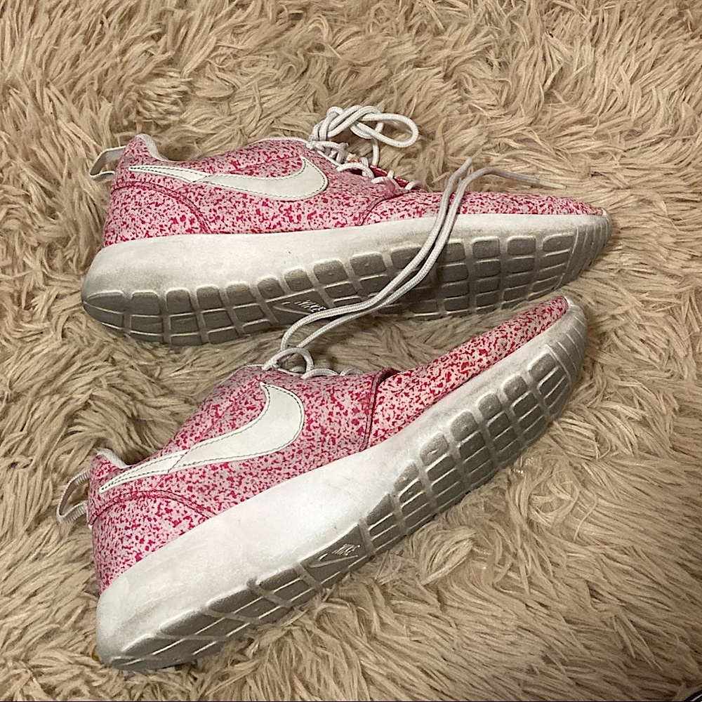 Nike Roshes